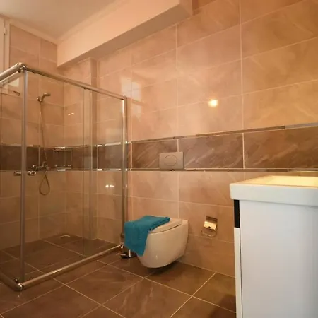 Super Luxury With Private Pool-damla * Bezirgan